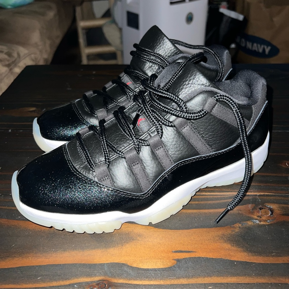 Jordan retro 11 low “72-10”